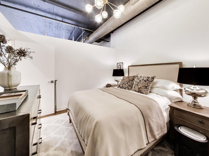 547 S Clark Street Chicago IL 60605