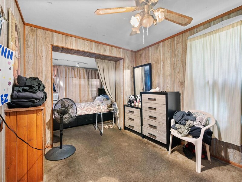 5630 S Albany Avenue Chicago IL 60629