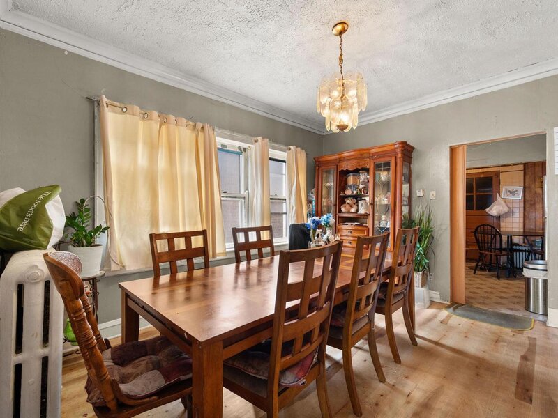 5630 S Albany Avenue Chicago IL 60629