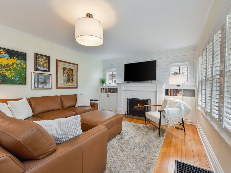 701 N Kenilworth Avenue Glen Ellyn IL 60137