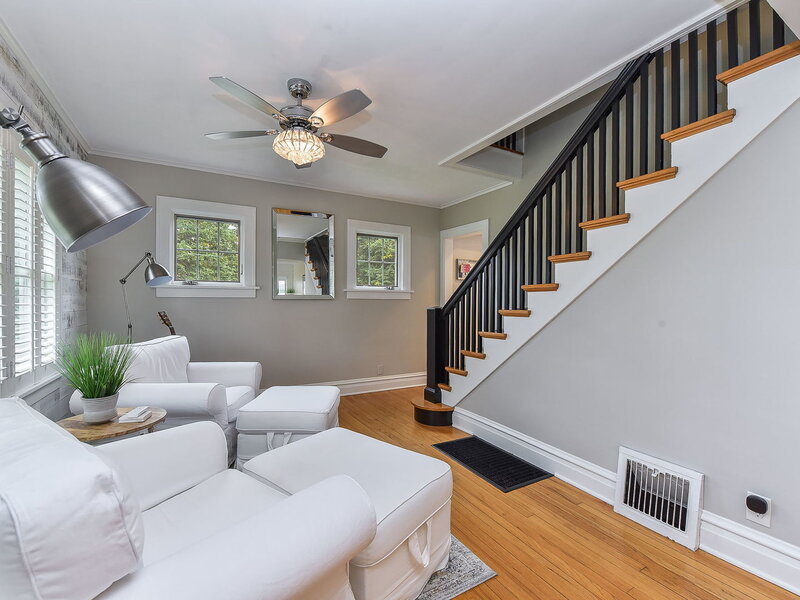701 N Kenilworth Avenue Glen Ellyn IL 60137