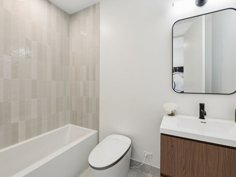 1656 N Bosworth Avenue Chicago IL 60642