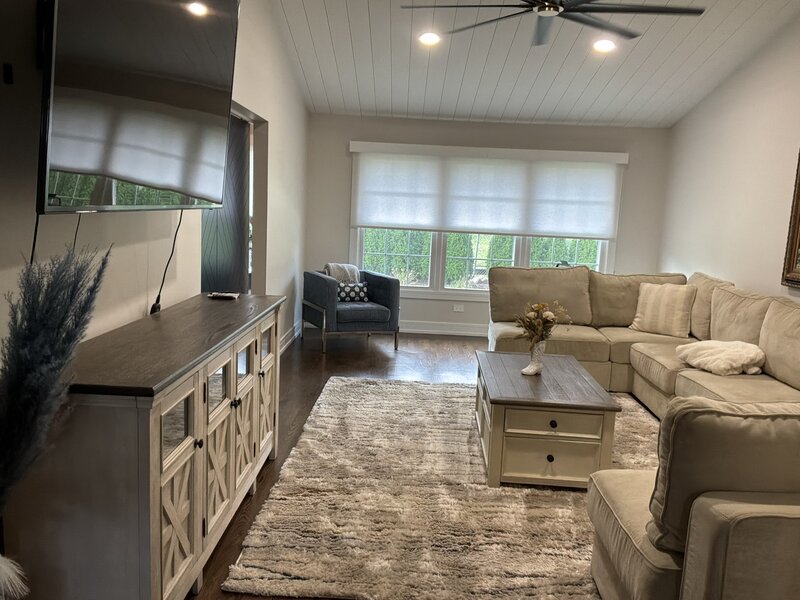 179 Farmgate Drive Schaumburg IL 60193