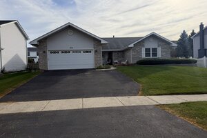 Photo of 179 Farmgate Drive Schaumburg IL 60193