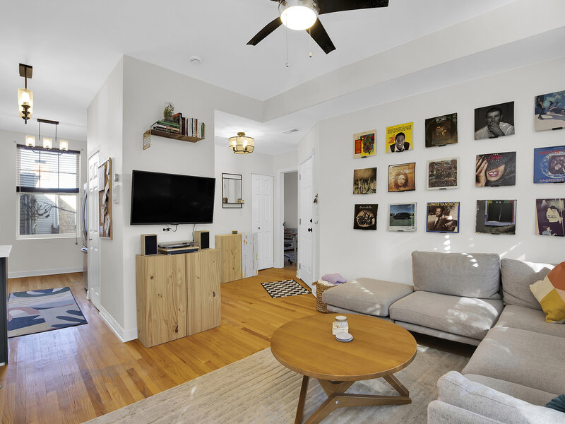 2006 N Spaulding Avenue Chicago IL 60647