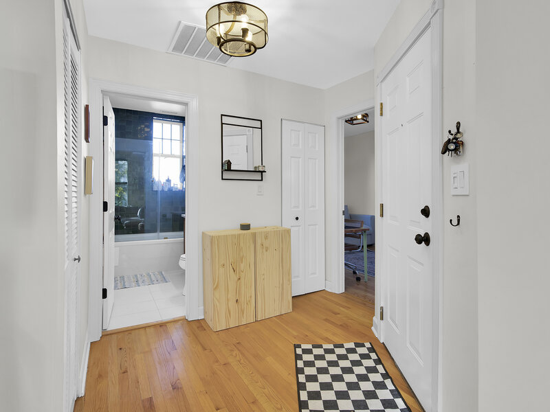 2006 N Spaulding Avenue Chicago IL 60647