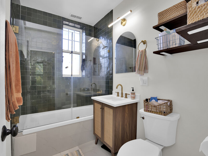 2006 N Spaulding Avenue Chicago IL 60647