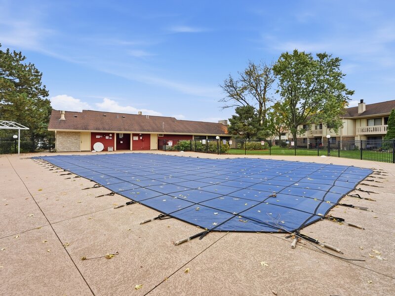 1134 Hawthorne Court Wheeling IL 60090