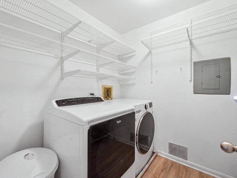 1134 Hawthorne Court Wheeling IL 60090