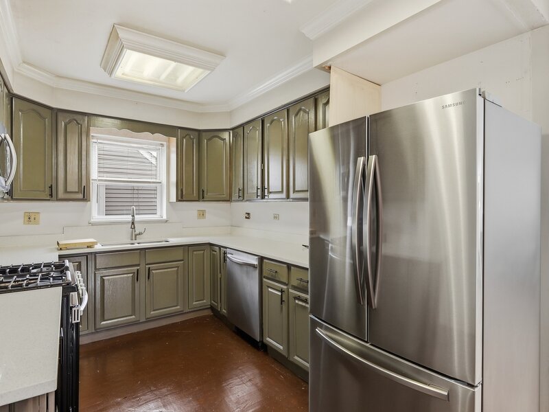 9427 S Saint Louis Avenue Evergreen Park IL 60805