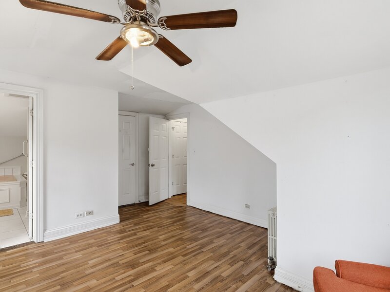 9427 S Saint Louis Avenue Evergreen Park IL 60805