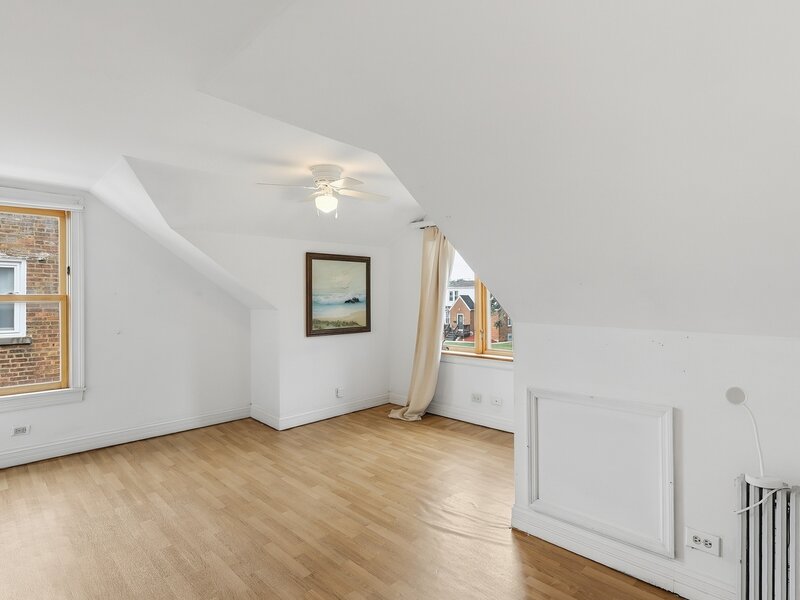 9427 S Saint Louis Avenue Evergreen Park IL 60805