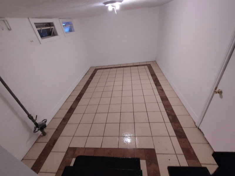 9604 S Euclid Avenue Chicago IL 60617