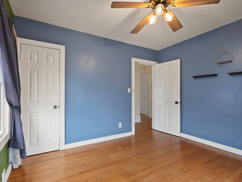 1554 W High Street Davenport IA 52804