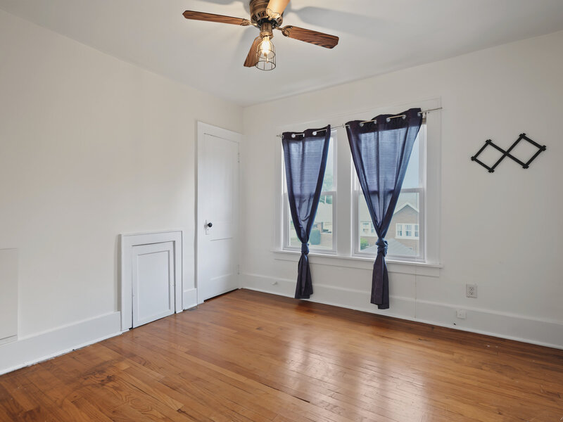 1554 W High Street Davenport IA 52804