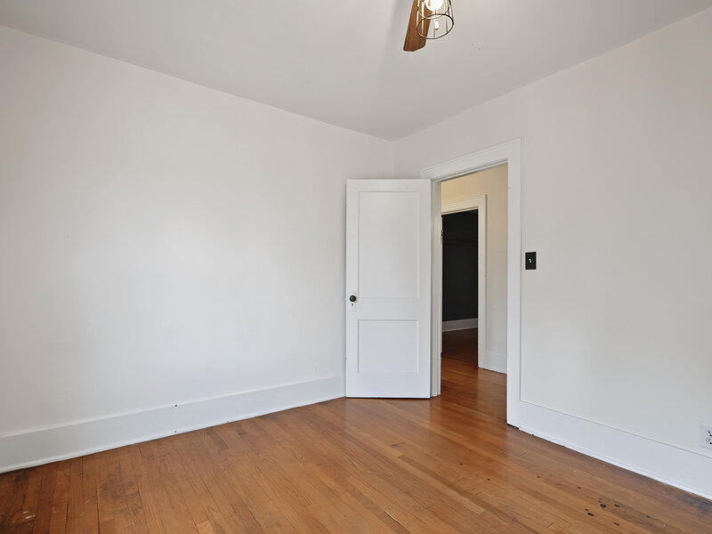 1554 W High Street Davenport IA 52804