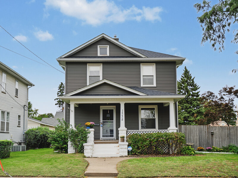 1554 W High Street Davenport IA 52804