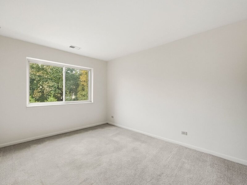 705 W Central Road Mount Prospect IL 60056