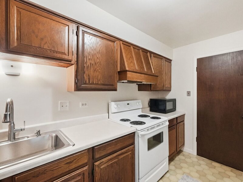 705 W Central Road Mount Prospect IL 60056