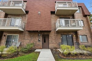 Photo of 705 W Central Road Mount Prospect IL 60056