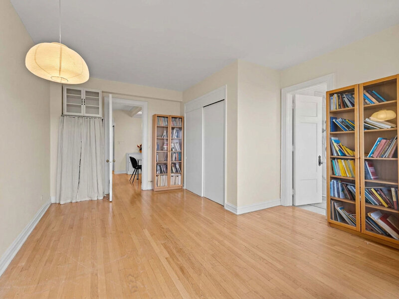 5300 S Shore Drive Chicago IL 60615
