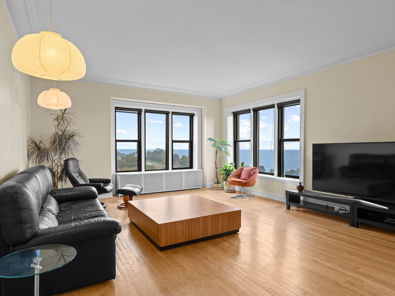 5300 S Shore Drive Chicago IL 60615