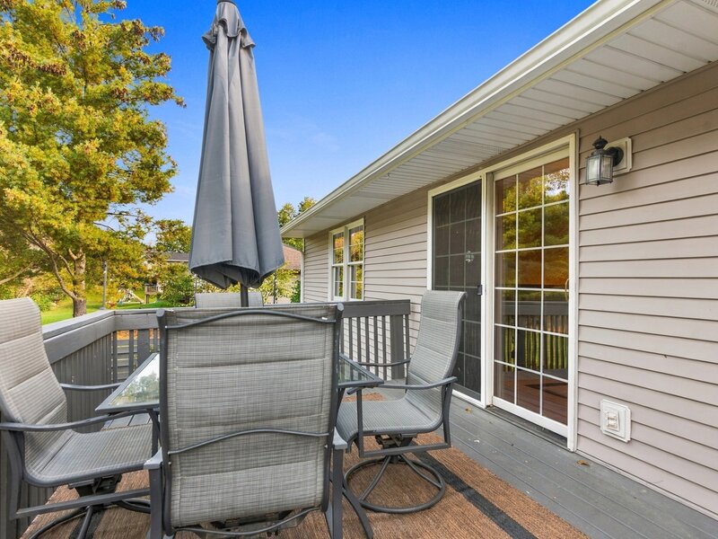 8704 Sunset Drive Byron IL 61010