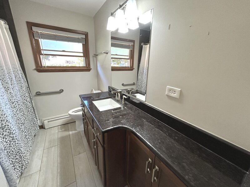 533 Woodview Avenue Elk Grove Village IL 60007
