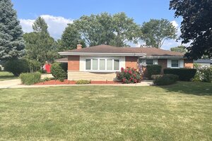 Photo of 533 Woodview Avenue Elk Grove Village IL 60007