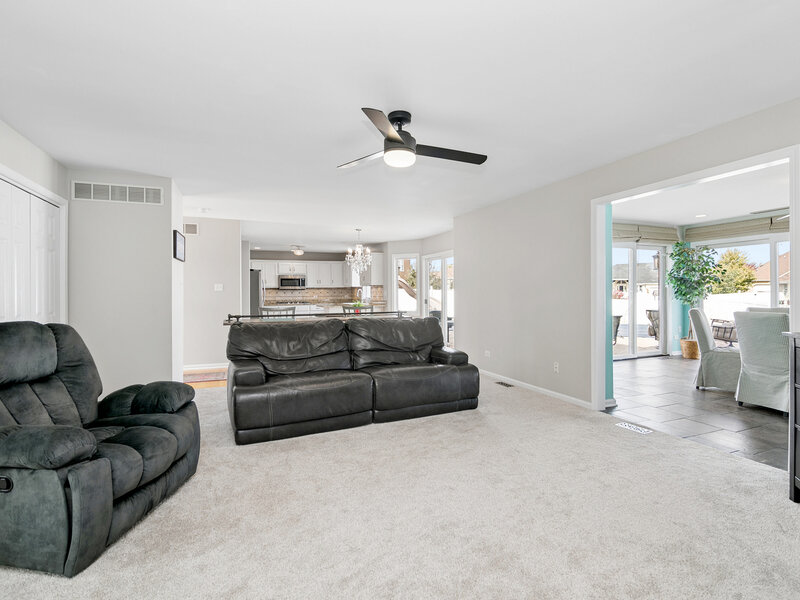 8930 Golden Pheasant Drive Tinley Park IL 60487