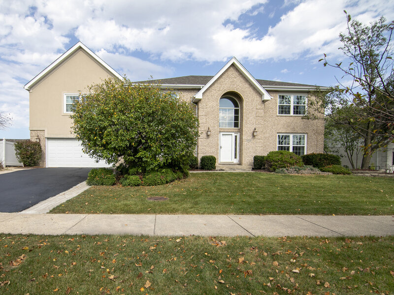 8930 Golden Pheasant Drive Tinley Park IL 60487