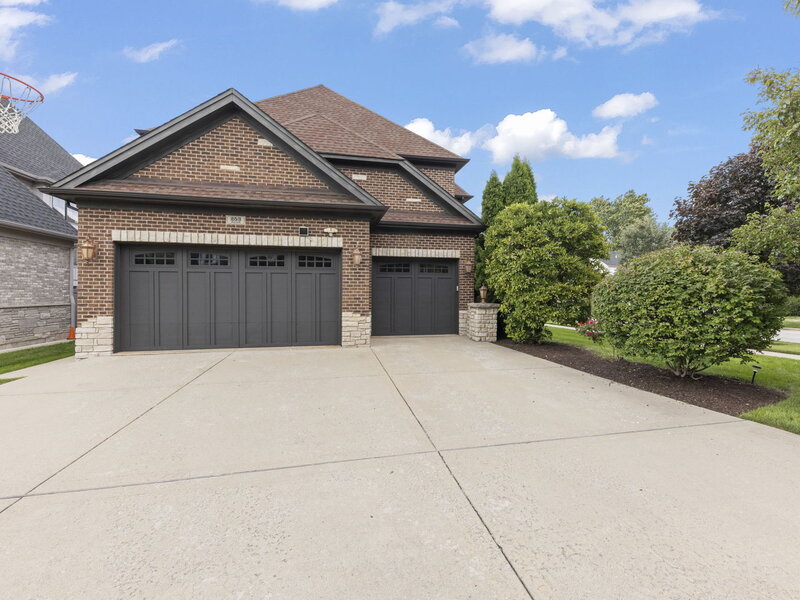 253 E Wilson Street Elmhurst IL 60126