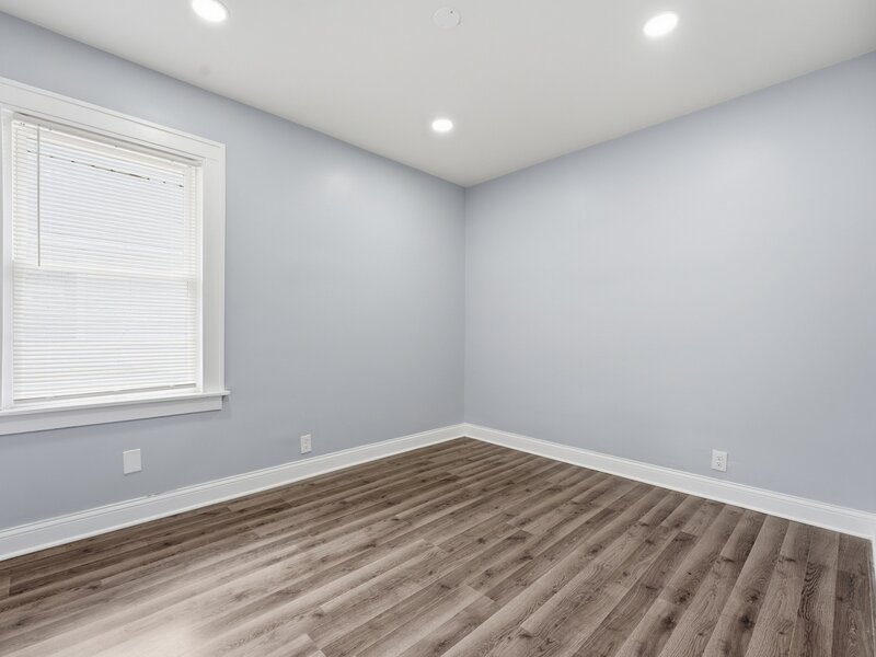 10607 S May Street Chicago IL 60643