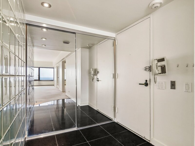 175 E Delaware Place Chicago IL 60611