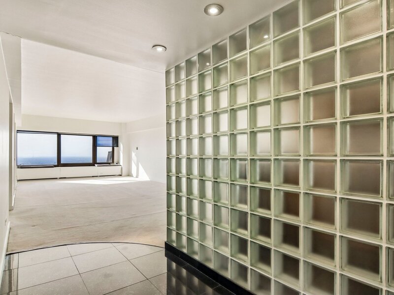 175 E Delaware Place Chicago IL 60611