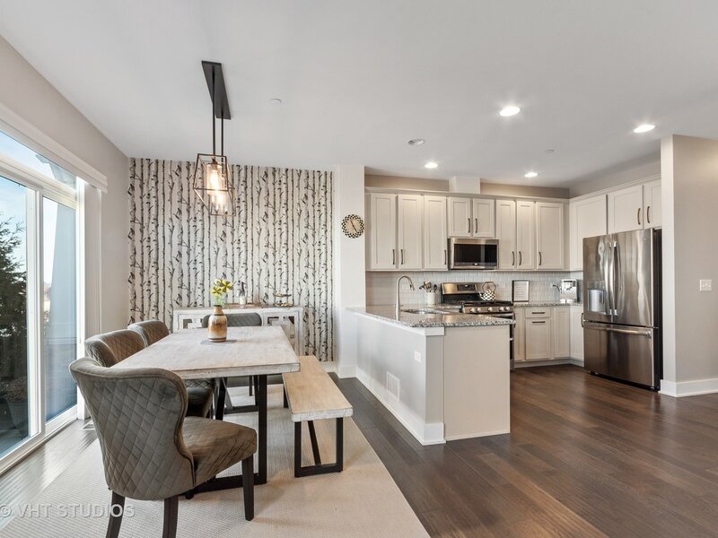 514 Pershing Court Barrington IL 60010