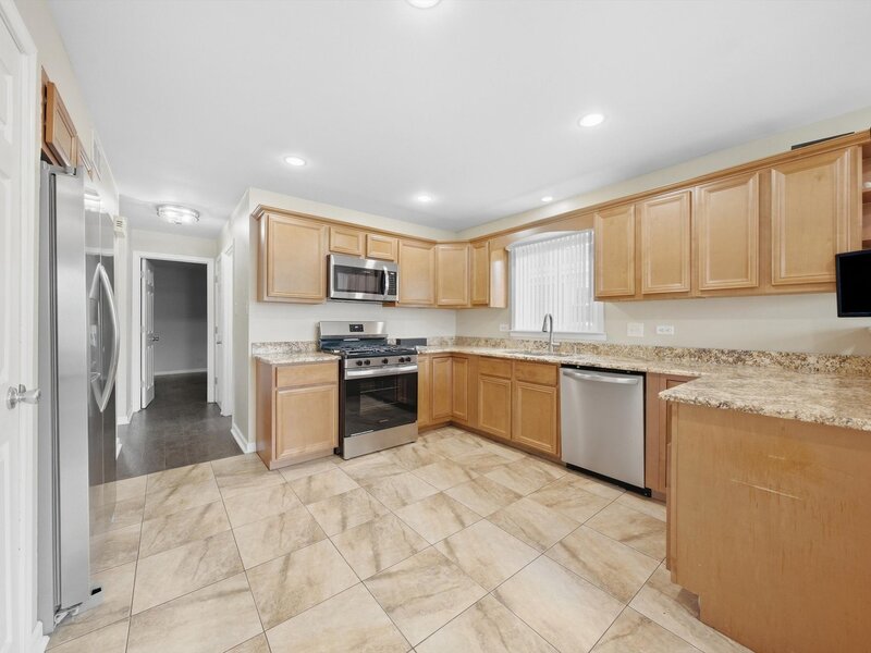 550 Yates Avenue Calumet City IL 60409