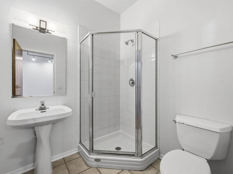 1934 N Washtenaw Avenue Chicago IL 60647