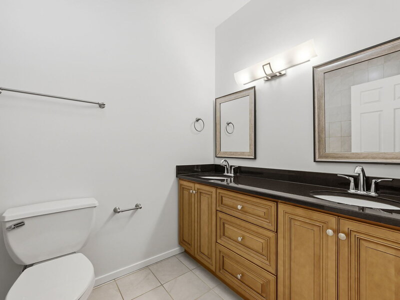 1934 N Washtenaw Avenue Chicago IL 60647