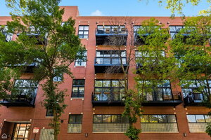 Photo of 1934 N Washtenaw Avenue Chicago IL 60647 Unit 207