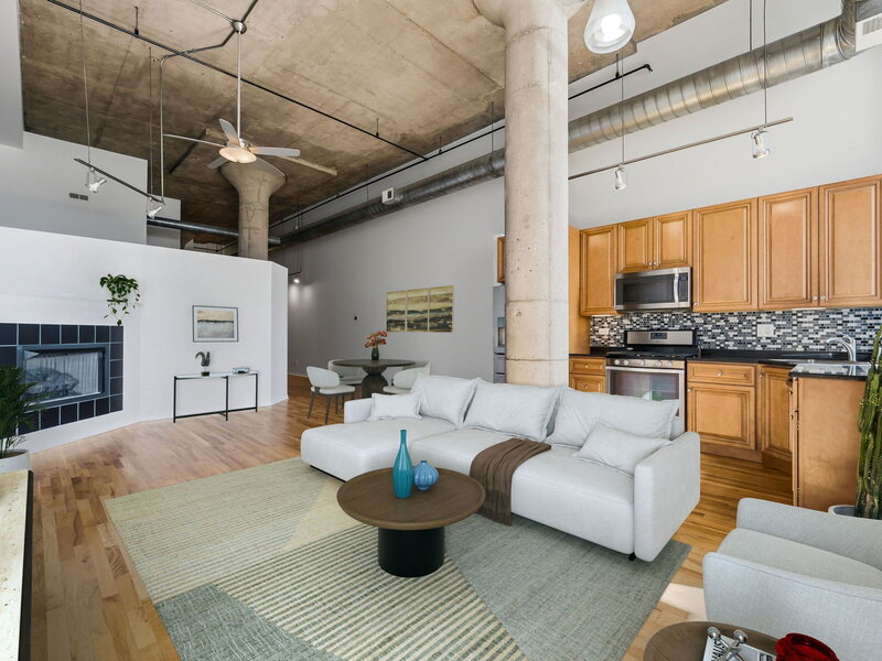 1934 N Washtenaw Avenue Chicago IL 60647