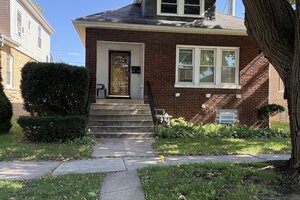 Photo of 1437 Kenilworth Avenue Berwyn IL 60402
