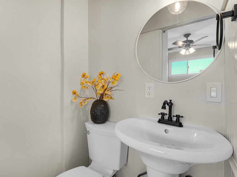 5237 S Natoma Avenue Chicago IL 60638