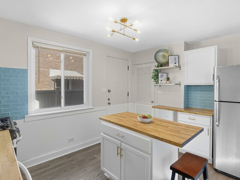 5237 S Natoma Avenue Chicago IL 60638