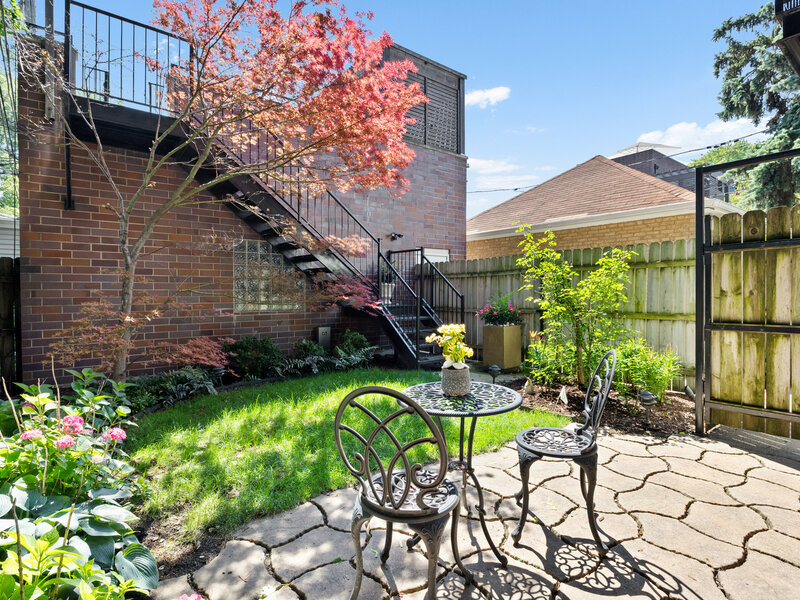 3921 N Greenview Avenue Chicago IL 60613