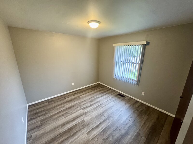 1807 Joanna Avenue Zion IL 60099