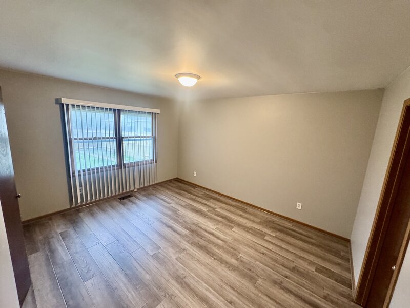 1807 Joanna Avenue Zion IL 60099