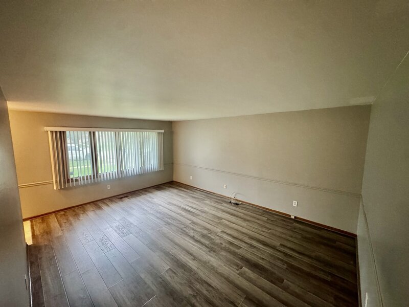 1807 Joanna Avenue Zion IL 60099
