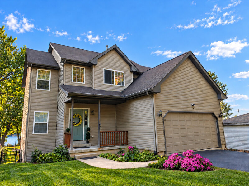 732 Robertson Road South Elgin IL 60177