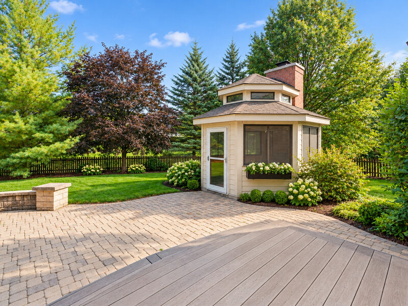 2277 Sutton Drive South Elgin IL 60177